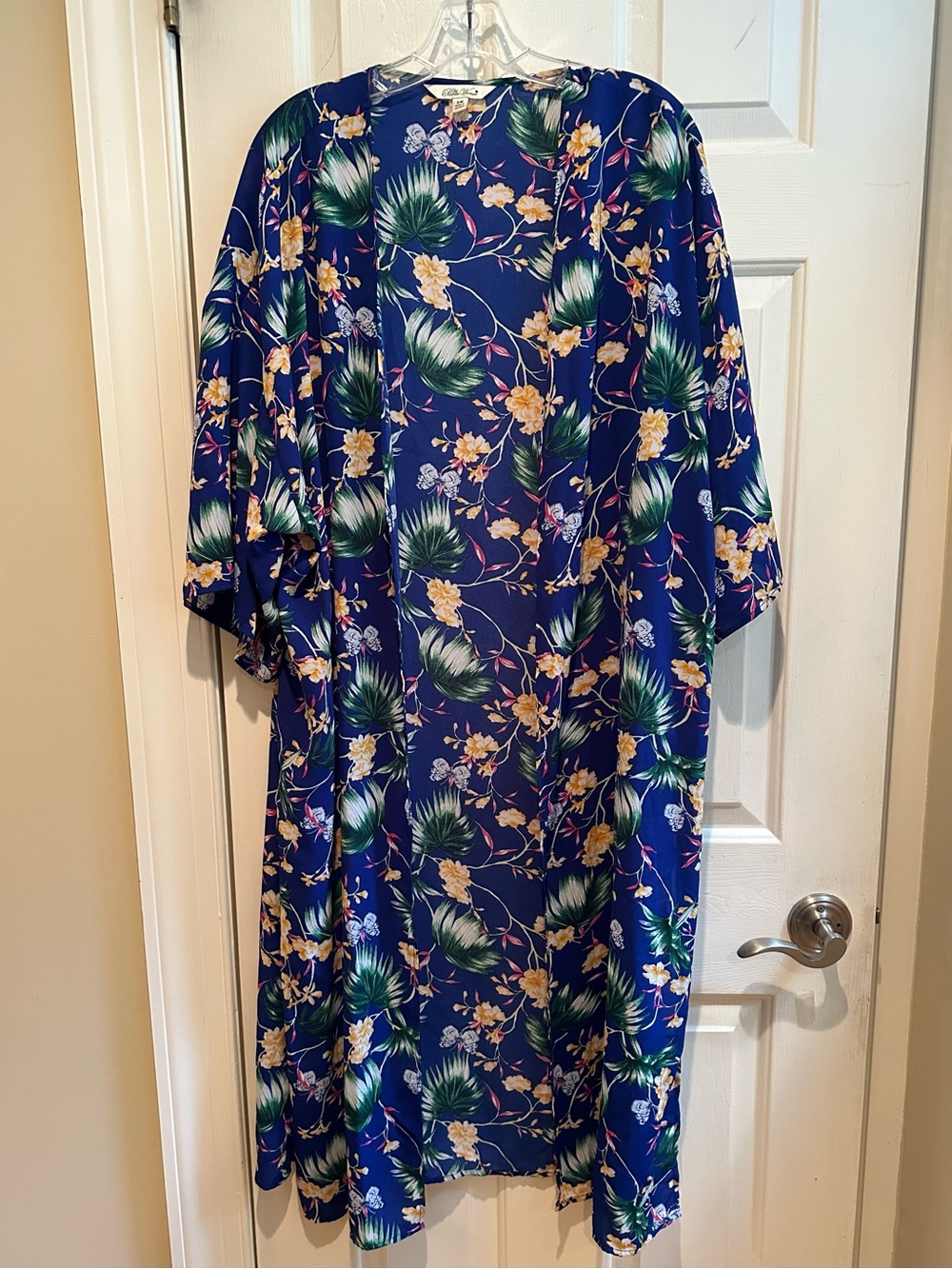 S/M The Pioneer Woman Navy Blue Floral Kimono Cape-EUC